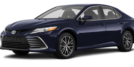 TOYOTA CAMRY 2022 4T1C11AKXNU002866 image