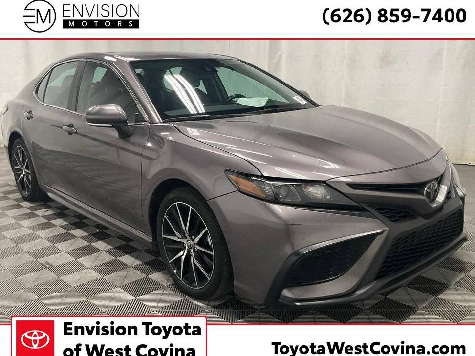 TOYOTA CAMRY 2022 4T1T11AK0NU647770 image