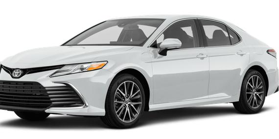 TOYOTA CAMRY 2022 4T1C11AK4NU714077 image