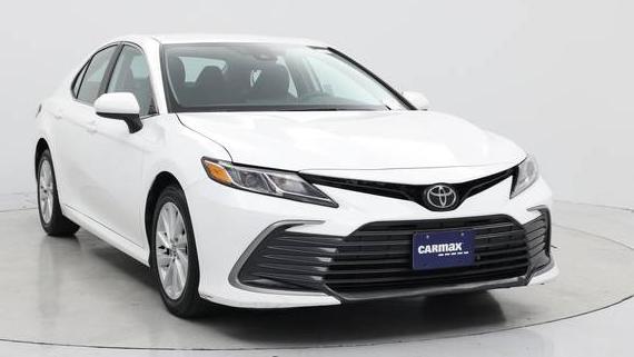 TOYOTA CAMRY 2022 4T1C11AK5NU045009 image