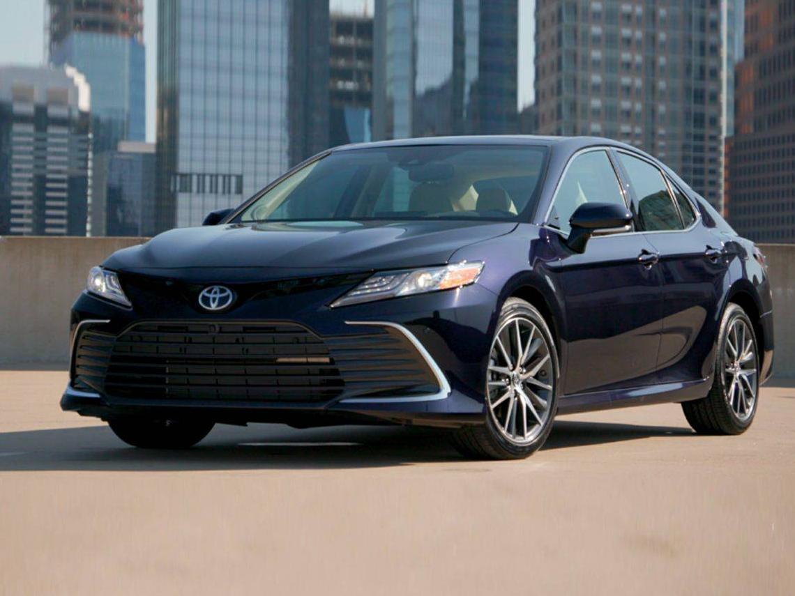 TOYOTA CAMRY 2022 4T1F11BKXNU048385 image