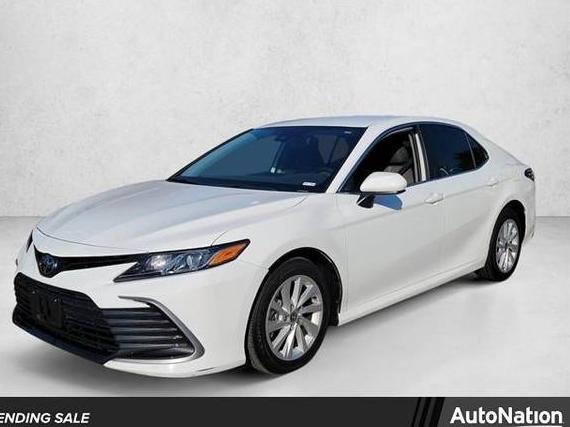 TOYOTA CAMRY 2022 4T1C11AK5NU685396 image TOYOTA CAMRY 2022 4T1C11AK5NU685396 image