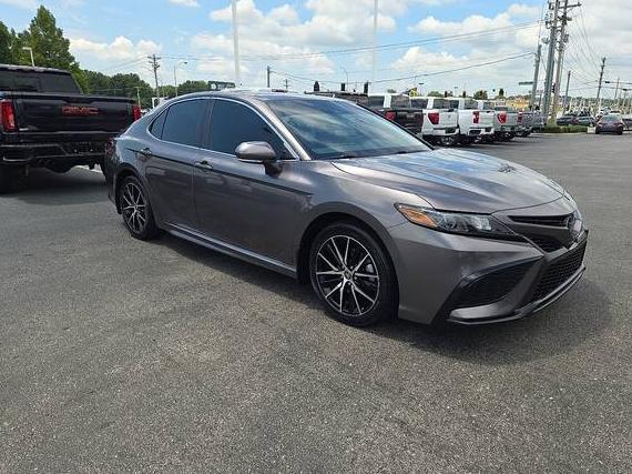 TOYOTA CAMRY 2022 4T1G11AK6NU622759 image
