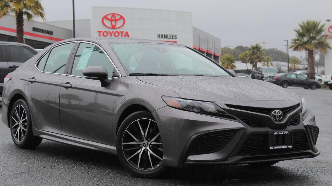 TOYOTA CAMRY 2022 4T1G11AK7NU683439 image