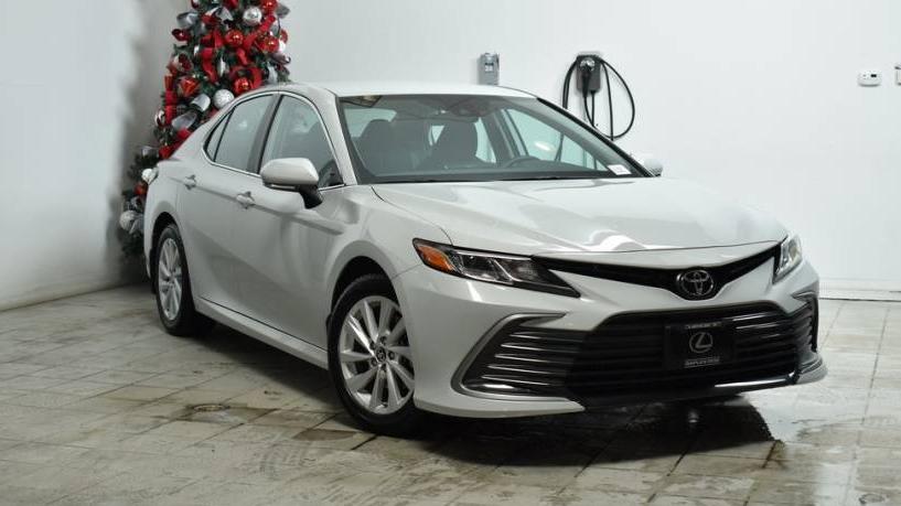 TOYOTA CAMRY 2022 4T1C11BK4NU048546 image