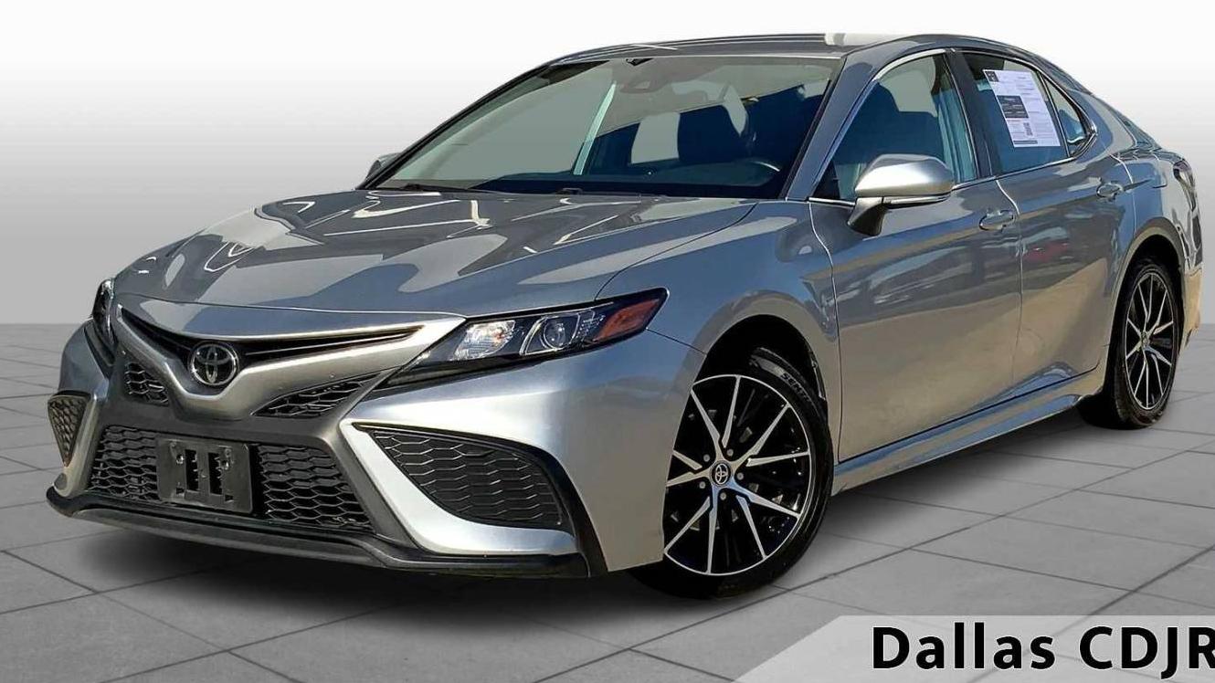 TOYOTA CAMRY 2022 4T1G11AK2NU687821 image TOYOTA CAMRY 2022 4T1G11AK2NU687821 image