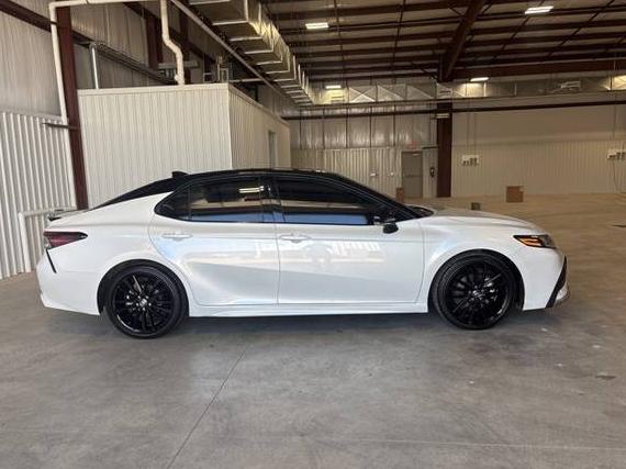 TOYOTA CAMRY 2022 4T1K61AK2NU070365 image