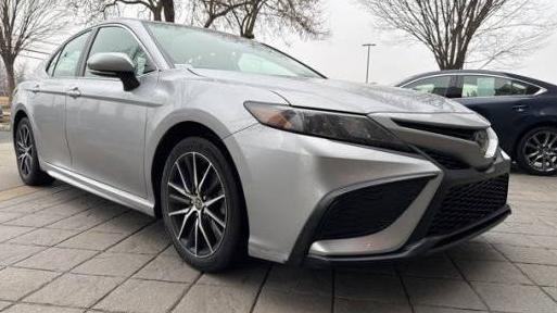 TOYOTA CAMRY 2022 4T1G11AK9NU660373 image