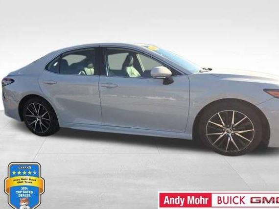 TOYOTA CAMRY 2022 4T1G11BK5NU050016 image