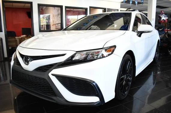 TOYOTA CAMRY 2022 4T1G11AK0NU704583 image