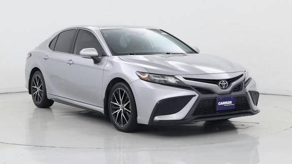 TOYOTA CAMRY 2022 4T1G11AK1NU622376 image