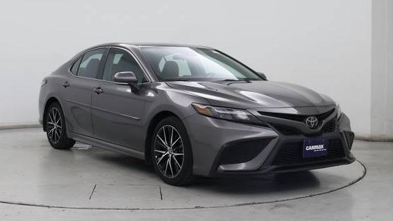 TOYOTA CAMRY 2022 4T1G11AK4NU063826 image