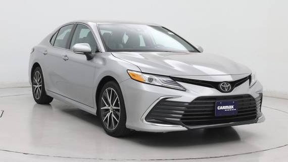 TOYOTA CAMRY 2022 4T1F11BK2NU062491 image