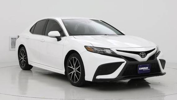TOYOTA CAMRY 2022 4T1G11AK5NU045562 image