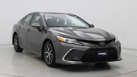 TOYOTA CAMRY 2022 4T1F11AK0NU032746 image