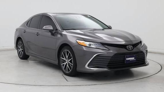 TOYOTA CAMRY 2022 4T1F11BK4NU061990 image