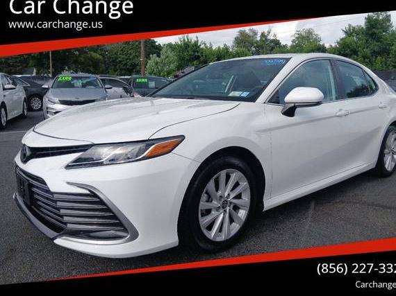 TOYOTA CAMRY 2022 4T1C11AK5NU056091 image
