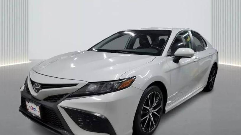 TOYOTA CAMRY 2022 4T1G11AK1NU042934 image