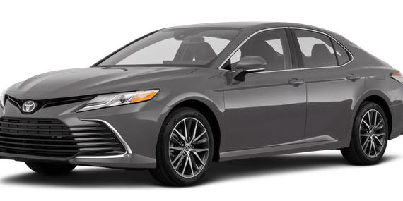 TOYOTA CAMRY 2022 4T1C11AK3NU032484 image