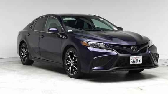 TOYOTA CAMRY 2022 4T1T11AKXNU679965 image