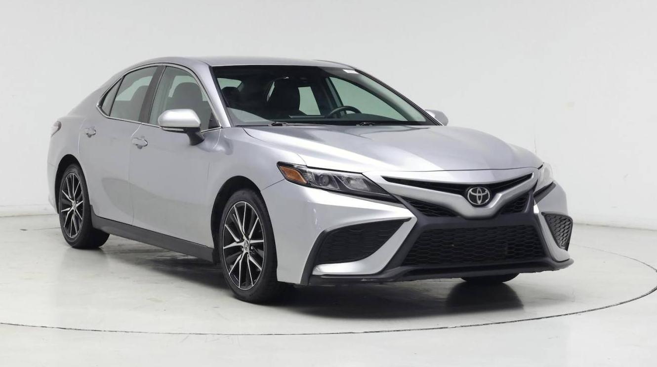 TOYOTA CAMRY 2022 4T1G11AK6NU628710 image