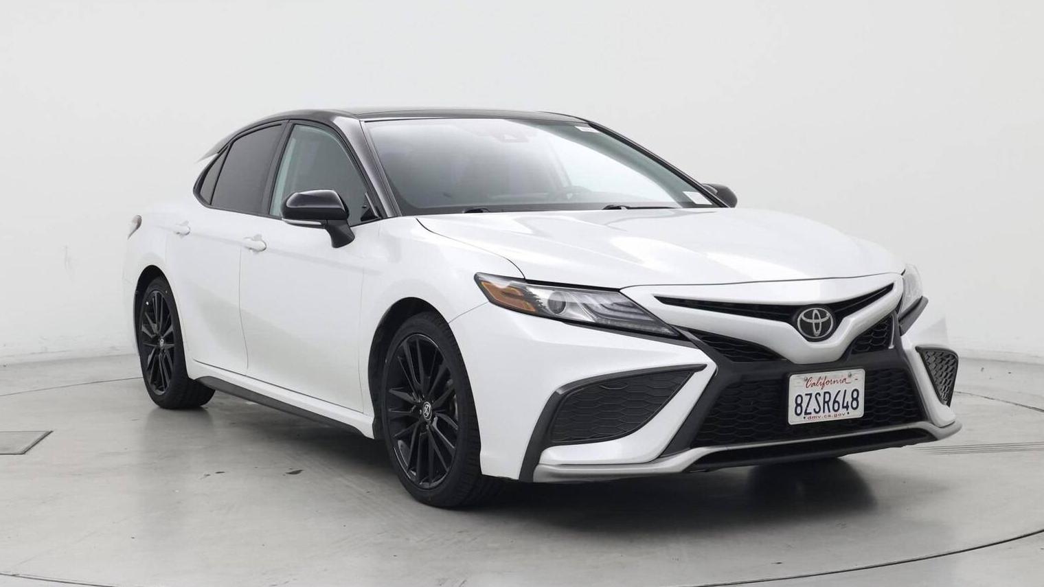 TOYOTA CAMRY 2022 4T1K61AK7NU021694 image