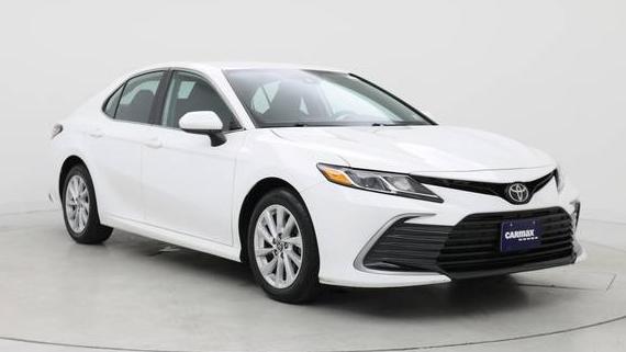 TOYOTA CAMRY 2022 4T1C11BK5NU048023 image