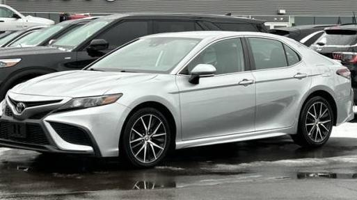 TOYOTA CAMRY 2022 4T1G11AK9NU696614 image