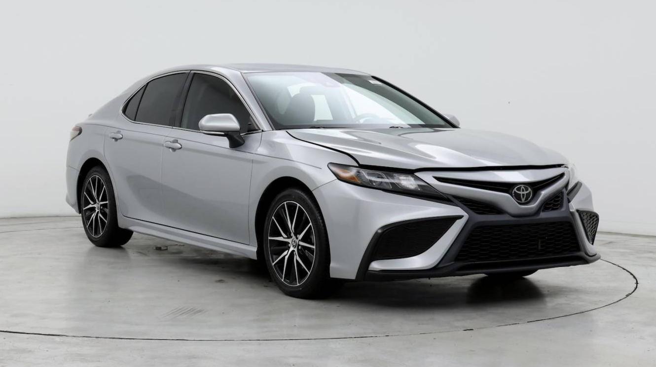 TOYOTA CAMRY 2022 4T1G11AK4NU036920 image