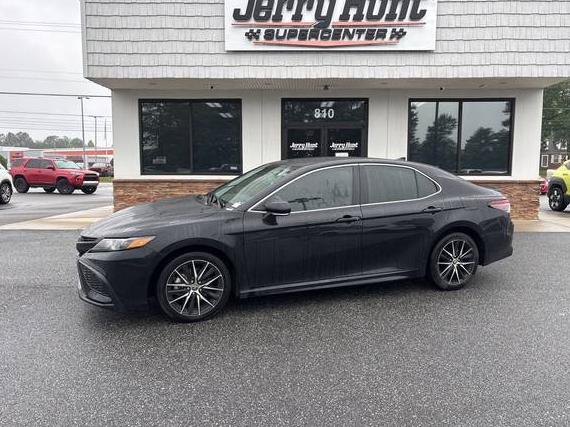 TOYOTA CAMRY 2022 4T1G11AK0NU711436 image