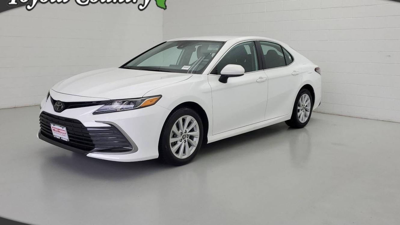 TOYOTA CAMRY 2022 4T1C11AK7NU717958 image