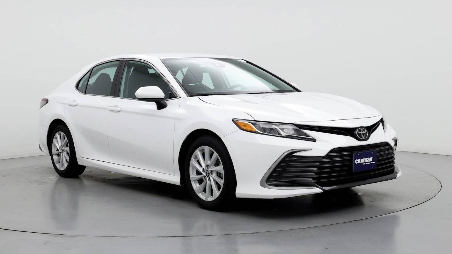 TOYOTA CAMRY 2022 4T1C11AK9NU698037 image