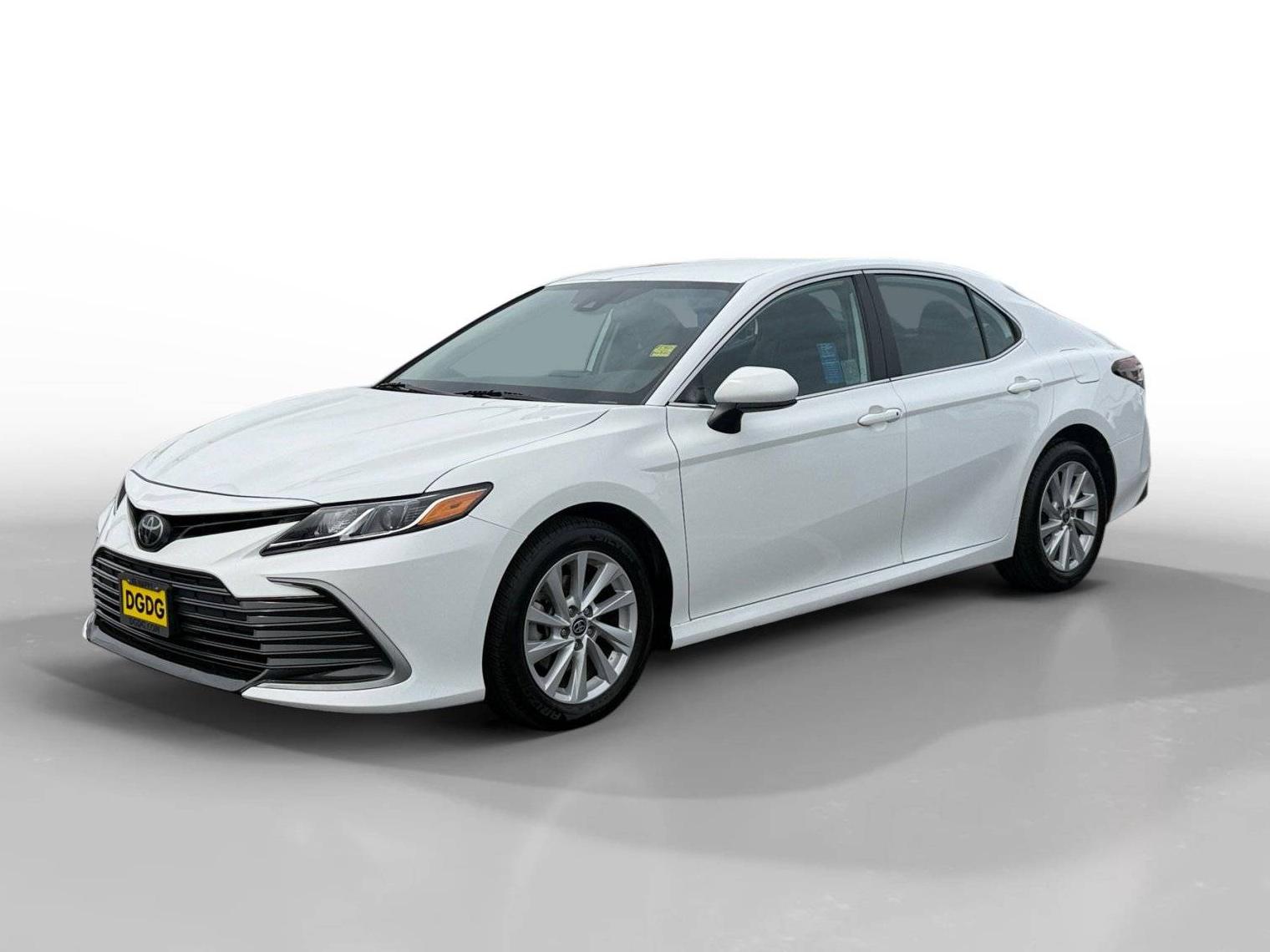 TOYOTA CAMRY 2022 4T1C11AK9NU708825 image