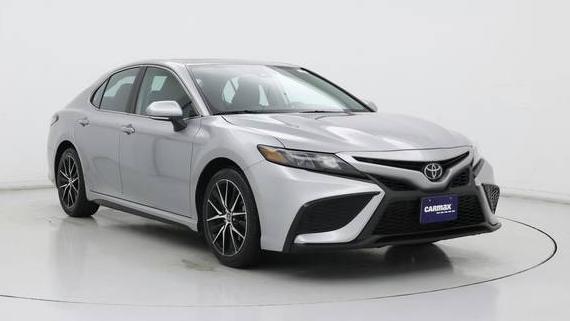 TOYOTA CAMRY 2022 4T1T11AK0NU704047 image
