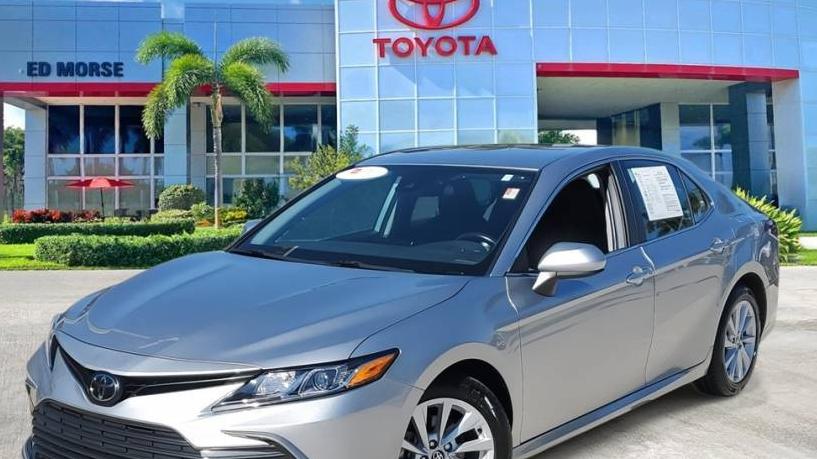 TOYOTA CAMRY 2022 4T1C11AK9NU675003 image