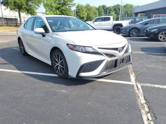 TOYOTA CAMRY 2022 4T1G11AK1NU072564 image