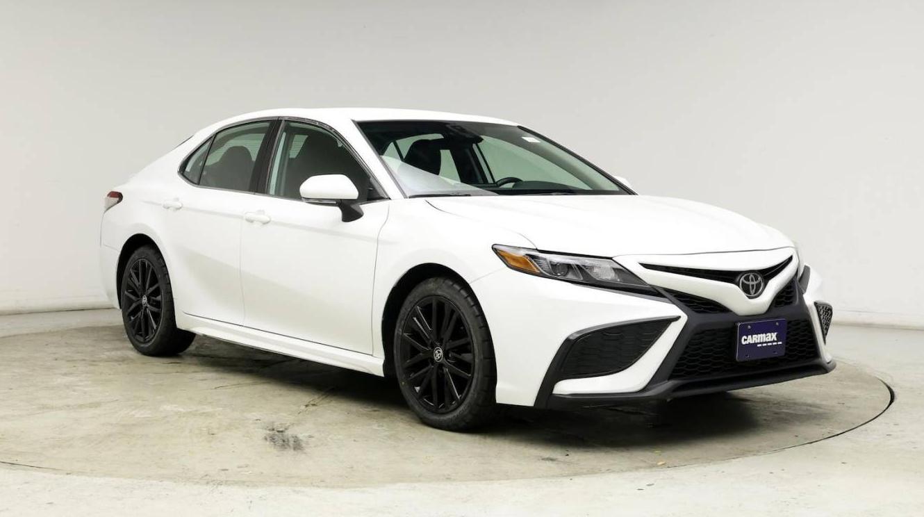 TOYOTA CAMRY 2022 4T1G11AK7NU706623 image