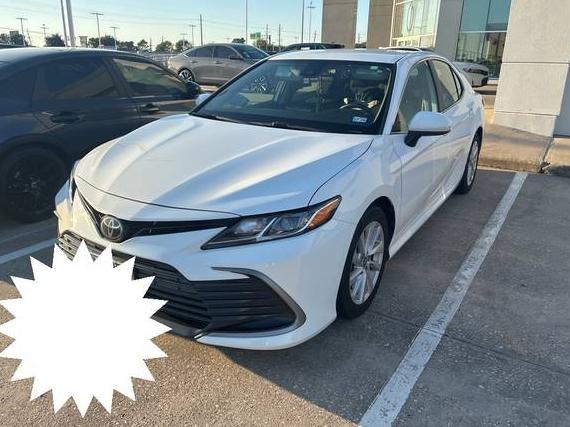 TOYOTA CAMRY 2022 4T1C11AKXNU651258 image