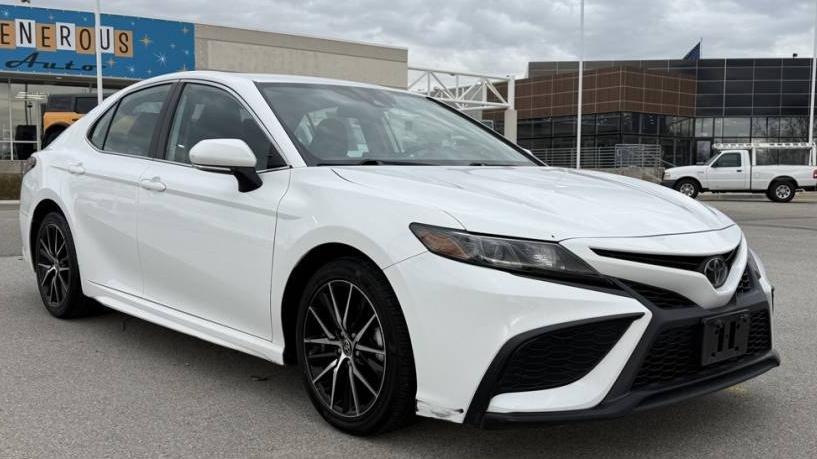 TOYOTA CAMRY 2022 4T1G11AK4NU631041 image