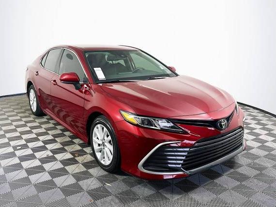 TOYOTA CAMRY 2022 4T1C11AK1NU695617 image