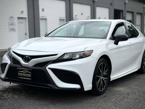 TOYOTA CAMRY 2022 4T1G11AK5NU065049 image