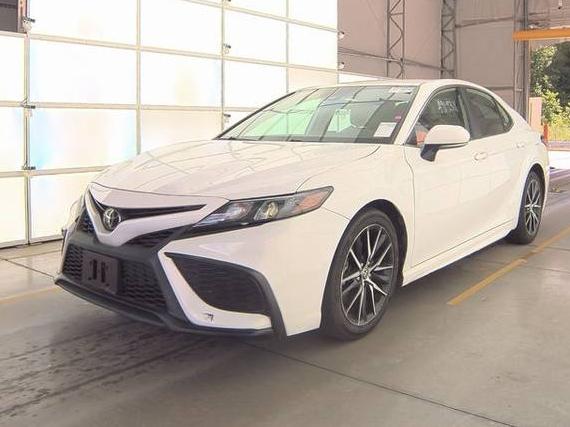 TOYOTA CAMRY 2022 4T1G11AKXNU693852 image