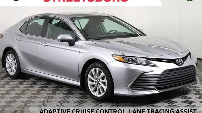 TOYOTA CAMRY 2022 4T1C11AK6NU696536 image