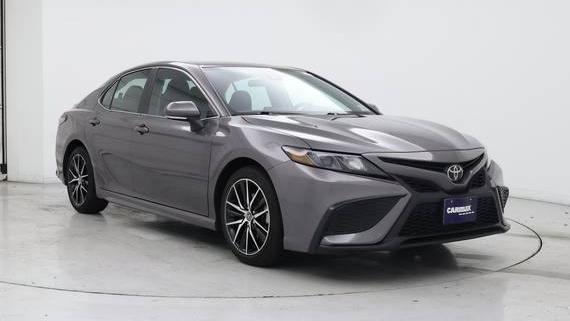 TOYOTA CAMRY 2022 4T1G11AK0NU643445 image