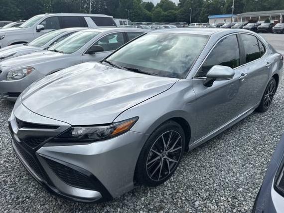 TOYOTA CAMRY 2022 4T1G11AK9NU692062 image