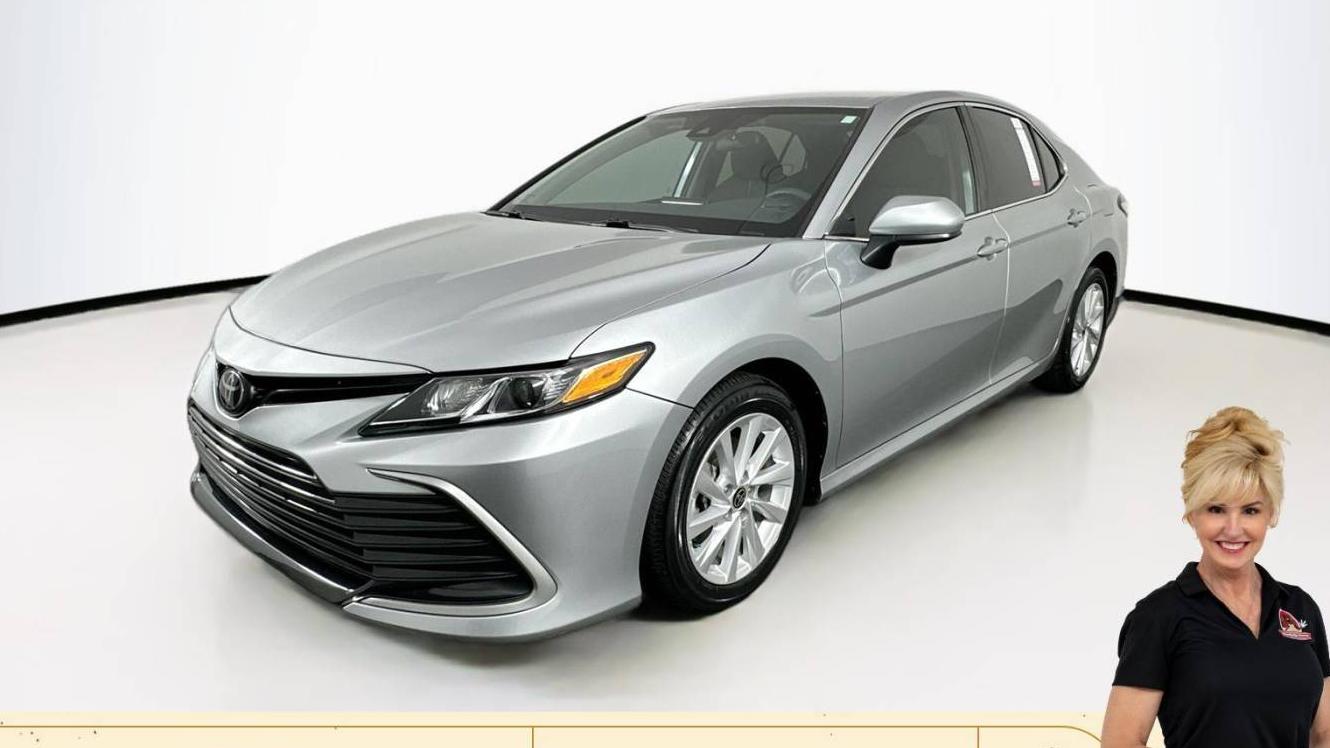 TOYOTA CAMRY 2022 4T1C11AK4NU011322 image