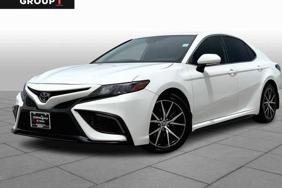 TOYOTA CAMRY 2022 4T1T11AKXNU015116 image