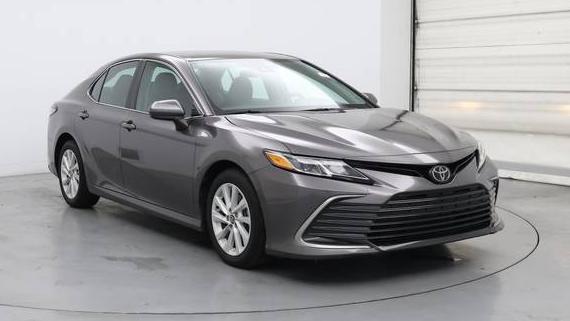 TOYOTA CAMRY 2022 4T1C11AK0NU033009 image