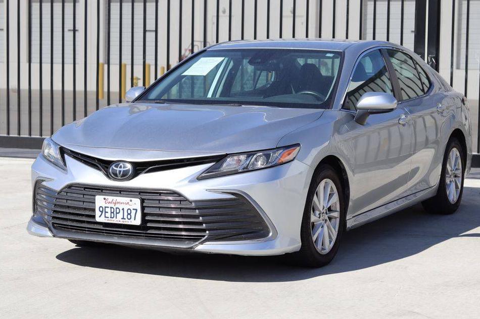 TOYOTA CAMRY 2022 4T1C11AK1NU664058 image