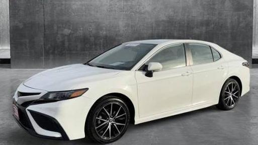 TOYOTA CAMRY 2022 4T1G11AK0NU687266 image